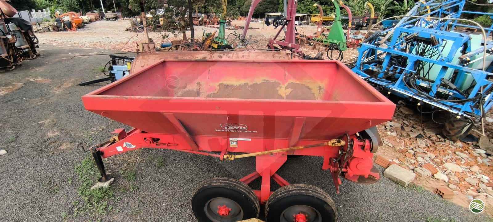 IMPLEMENTOS AGRICOLAS DISTRIBUIDOR CALCÁRIO 5500 Kg Jorginho Tratores PARANAVAI PARANÁ PR